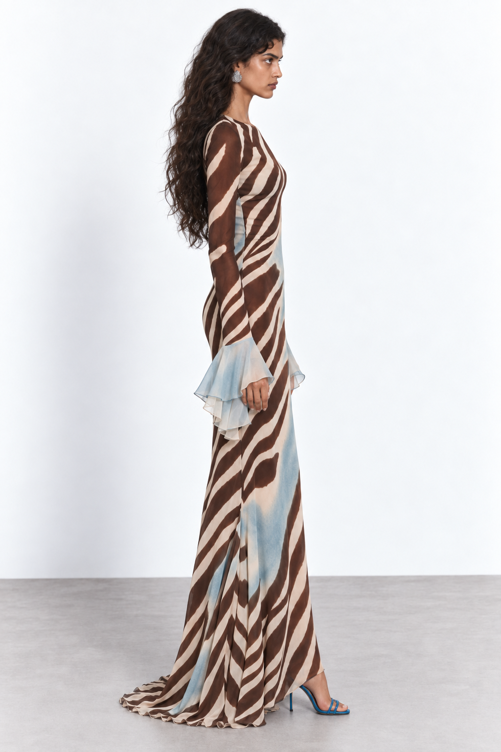 LOLA DRESS view 3