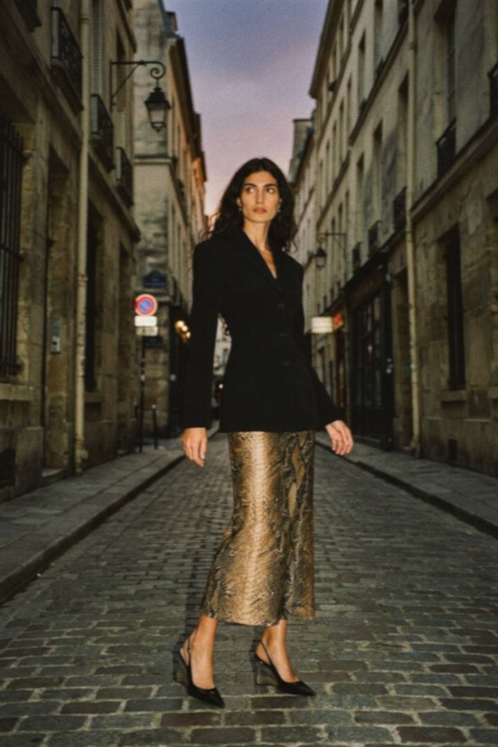 ADÈLE BLAZER
